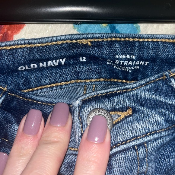 Old Navy High Rise OG Straight size 12 shorts - Picture 2 of 2